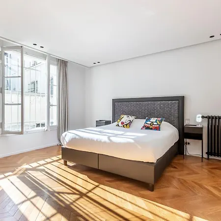 Apartment Amazing 2bdr/6pax Next To Champs Elysees