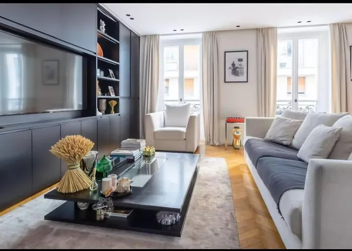 Amazing 2bdr/6pax Next To Champs Elysees 公寓 *